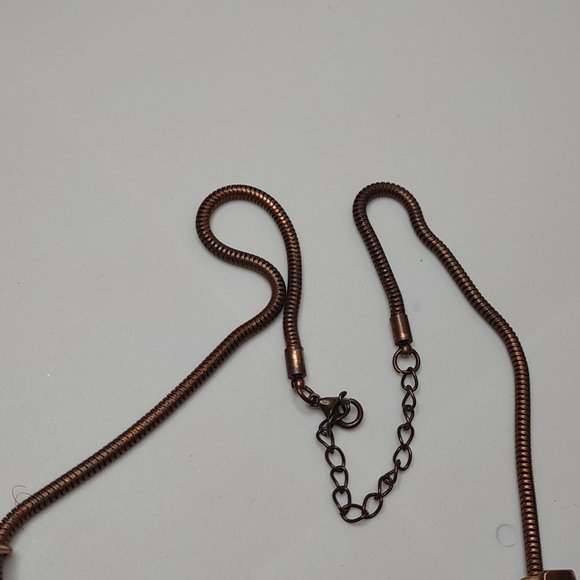 22 Inch Multi Tone Statement Necklace - Picture 4 of 8